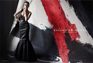 DKNY — это молодежная одежда, обувь и парфюмерия из Америки от модельера Донны Каран. 